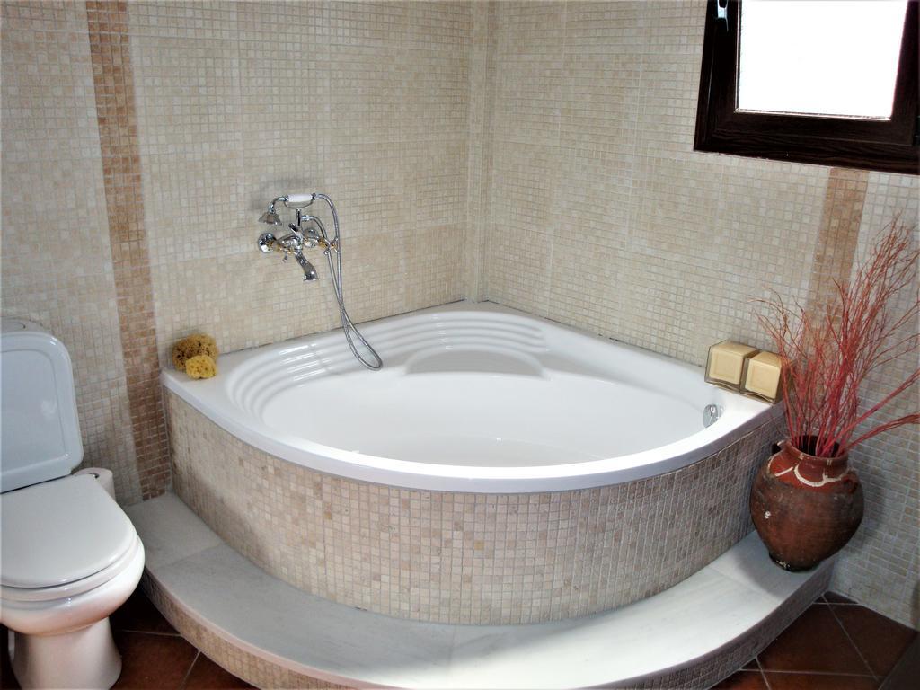 Waterfront Mediterranean Villa Skroponeria المظهر الخارجي الصورة