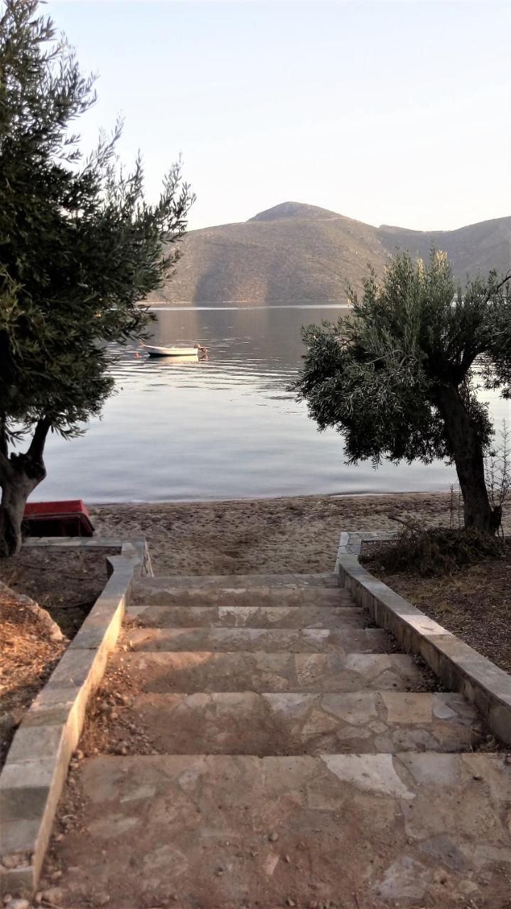Waterfront Mediterranean Villa Skroponeria المظهر الخارجي الصورة