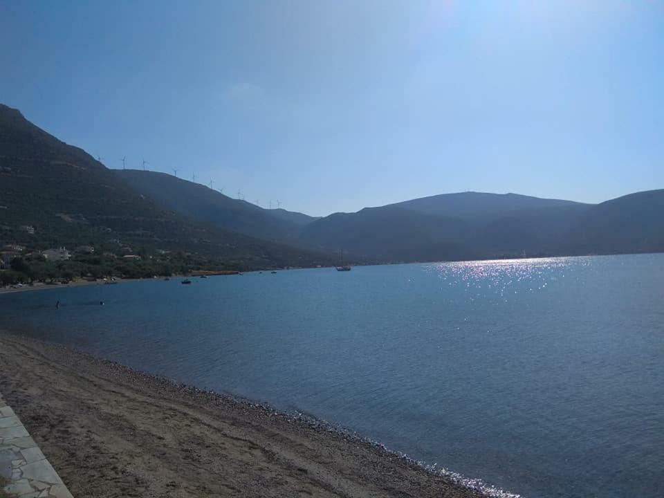 Waterfront Mediterranean Villa Skroponeria المظهر الخارجي الصورة